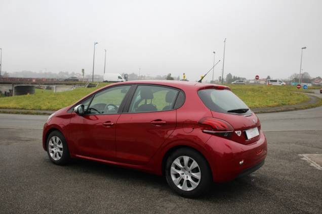 PEUGEOT 208 LIKE 1.2 VTI 68 CV BVM5 / ORIGINE FRANCE 7