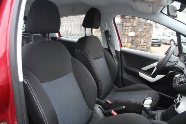 PEUGEOT 208 LIKE 1.2 VTI 68 CV BVM5 / ORIGINE FRANCE 14