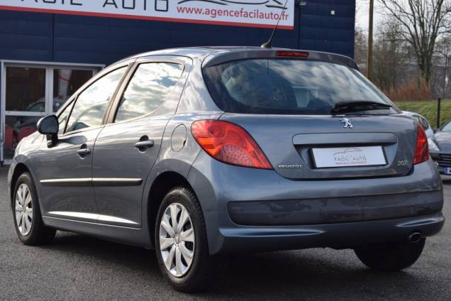 PEUGEOT 207 PREMIUM 1.6 HDI 90 CV 5 PORTES 4 PEUGEOT 207 PREMIUM 1.6 HDI 90 CV 5 PORTES 4
