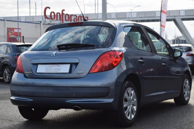 PEUGEOT 207 PREMIUM 1.6 HDI 90 CV 5 PORTES 6 PEUGEOT 207 PREMIUM 1.6 HDI 90 CV 5 PORTES 6