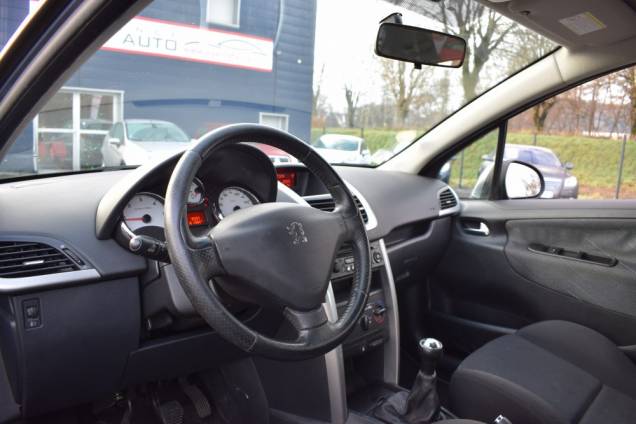 PEUGEOT 207 PREMIUM 1.6 HDI 90 CV 5 PORTES 11 PEUGEOT 207 PREMIUM 1.6 HDI 90 CV 5 PORTES 11