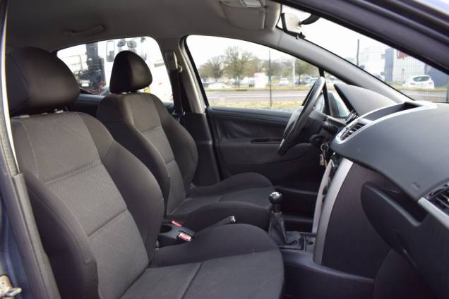 PEUGEOT 207 PREMIUM 1.6 HDI 90 CV 5 PORTES 13 PEUGEOT 207 PREMIUM 1.6 HDI 90 CV 5 PORTES 13