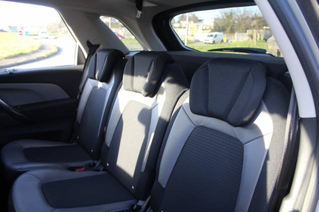 CITROEN C4 PICASSO EXCLUSIVE 1.6 THP 165 CV EAT6 / ORIGINE FRANCE 12 CITROEN C4 PICASSO EXCLUSIVE 1.6 THP 165 CV EAT6 / ORIGINE FRANCE 12