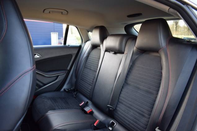 MERCEDES BENZ CLA SHOOTING BRAKE FASCINATION 200 7G DCT 156 CV 13 MERCEDES BENZ CLA SHOOTING BRAKE FASCINATION 200 7G DCT 156 CV 13