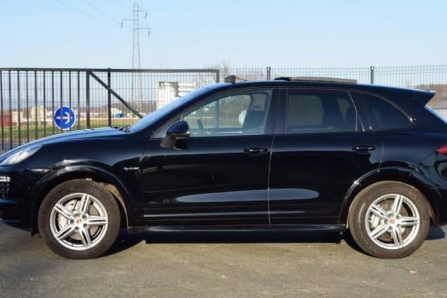 PORSCHE CAYENNE S HYBRID 3.0 V6 380 CV / TOIT OUVRANT PANORAMIQUE 8 PORSCHE CAYENNE S HYBRID 3.0 V6 380 CV / TOIT OUVRANT PANORAMIQUE 8