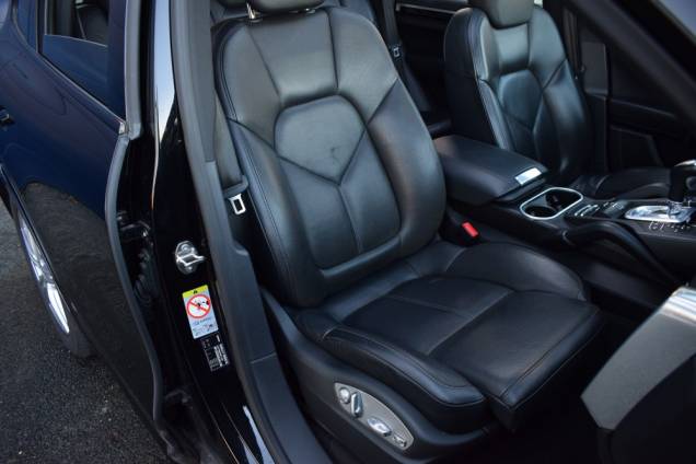 PORSCHE CAYENNE S HYBRID 3.0 V6 380 CV / TOIT OUVRANT PANORAMIQUE 32 PORSCHE CAYENNE S HYBRID 3.0 V6 380 CV / TOIT OUVRANT PANORAMIQUE 32