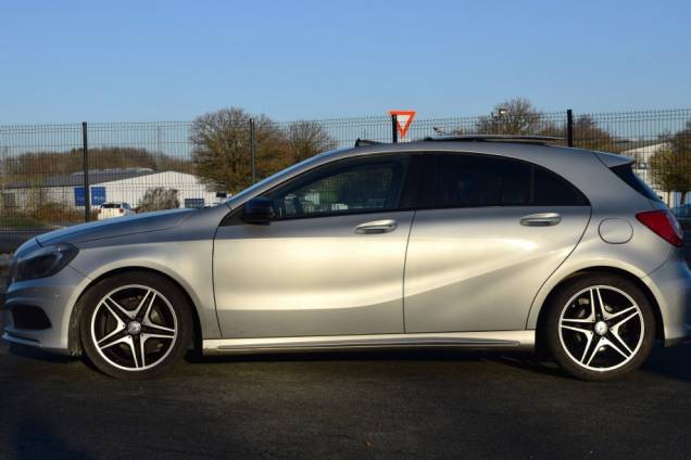 MERCEDES-BENZ CLASSE A 200 CDI  AMG LINE 136 CV 7G-DCT / ORIGINE FRANCE / SUIVI COMPLET / TOIT OUVRANT PANORAMIQUE 8