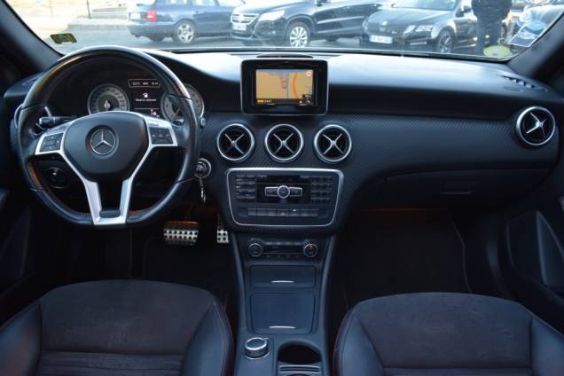 MERCEDES-BENZ CLASSE A 200 CDI  AMG LINE 136 CV 7G-DCT / ORIGINE FRANCE / SUIVI COMPLET / TOIT OUVRANT PANORAMIQUE 16