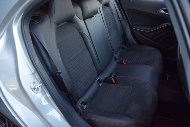 MERCEDES-BENZ CLASSE A 200 CDI  AMG LINE 136 CV 7G-DCT / ORIGINE FRANCE / SUIVI COMPLET / TOIT OUVRANT PANORAMIQUE 20