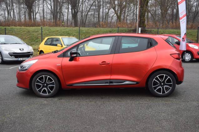 RENAULT CLIO LIMITED 1.2 75 CV / 5 PORTES / 67900 KMS 7 RENAULT CLIO LIMITED 1.2 75 CV / 5 PORTES / 67900 KMS 7