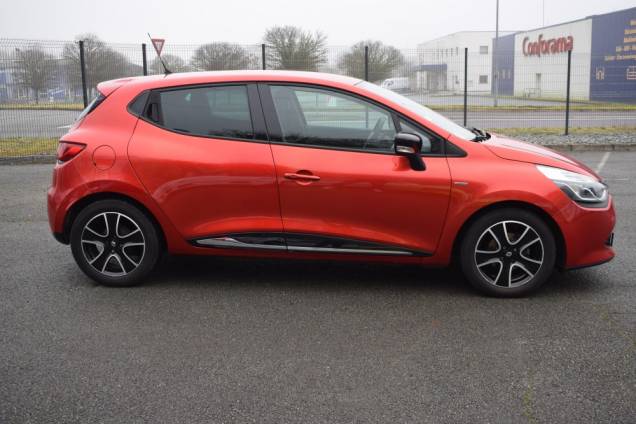 RENAULT CLIO LIMITED 1.2 75 CV / 5 PORTES / 67900 KMS 9 RENAULT CLIO LIMITED 1.2 75 CV / 5 PORTES / 67900 KMS 9