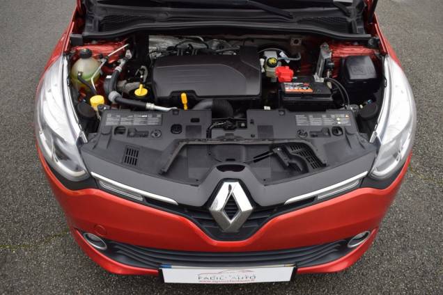 RENAULT CLIO LIMITED 1.2 75 CV / 5 PORTES / 67900 KMS 19 RENAULT CLIO LIMITED 1.2 75 CV / 5 PORTES / 67900 KMS 19