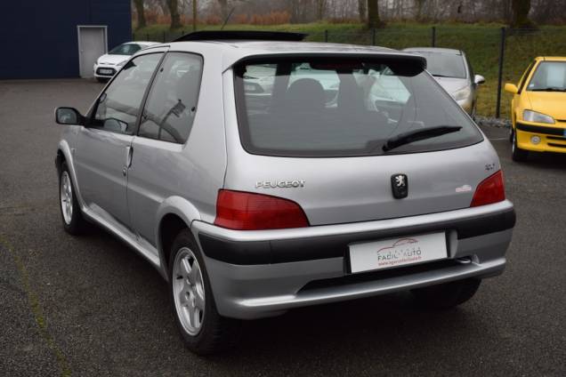 PEUGEOT 106 SPORT 1.1 60 CV / CLIMATISATION / TOIT OUVRANT / 1ère MAIN / 73000 KMS 3 PEUGEOT 106 SPORT 1.1 60 CV / CLIMATISATION / TOIT OUVRANT / 1ère MAIN / 73000 KMS 3