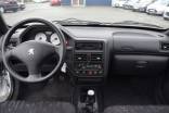 PEUGEOT 106 SPORT 1.1 60 CV / CLIMATISATION / TOIT OUVRANT / 1ère MAIN / 73000 KMS 16 PEUGEOT 106 SPORT 1.1 60 CV / CLIMATISATION / TOIT OUVRANT / 1ère MAIN / 73000 KMS 16