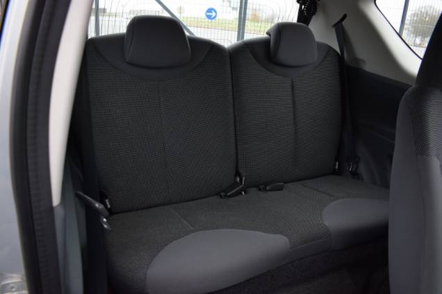 PEUGEOT 107 1.0 68 CV / CLIMATISATION / 67900 KMS 14 PEUGEOT 107 1.0 68 CV / CLIMATISATION / 67900 KMS 14