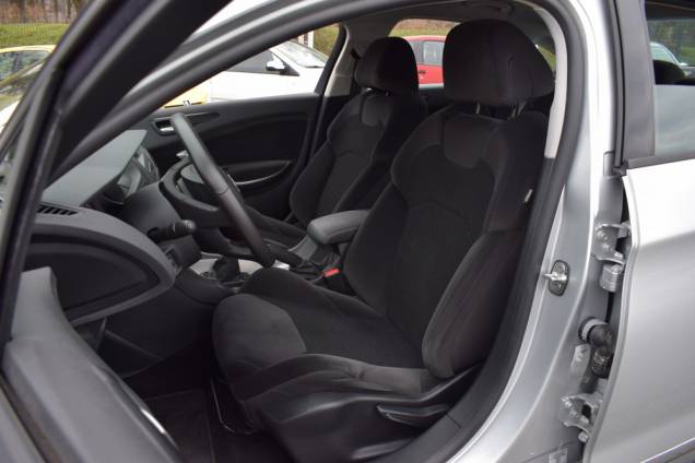 CITROËN C5 BERLINE 1.6 HDI 110 CV CONFORT / 25900 KMS / ORIGINE FRANCE 11 CITROËN C5 BERLINE 1.6 HDI 110 CV CONFORT / 25900 KMS / ORIGINE FRANCE 11