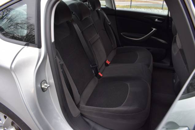 CITROËN C5 BERLINE 1.6 HDI 110 CV CONFORT / 25900 KMS / ORIGINE FRANCE 14 CITROËN C5 BERLINE 1.6 HDI 110 CV CONFORT / 25900 KMS / ORIGINE FRANCE 14