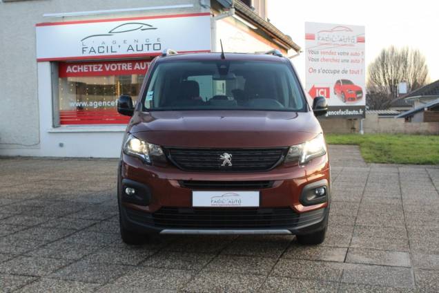 PEUGEOT RIFTER LONG GT LINE 1.5 BLUEHDI 130 EAT8 / 7 PLACES / ATTACHE REMORQUE 2 PEUGEOT RIFTER LONG GT LINE 1.5 BLUEHDI 130 EAT8 / 7 PLACES / ATTACHE REMORQUE 2