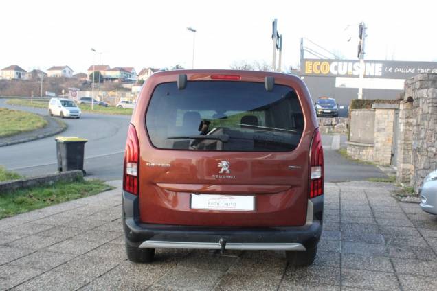 PEUGEOT RIFTER LONG GT LINE 1.5 BLUEHDI 130 EAT8 / 7 PLACES / ATTACHE REMORQUE 9 PEUGEOT RIFTER LONG GT LINE 1.5 BLUEHDI 130 EAT8 / 7 PLACES / ATTACHE REMORQUE 9