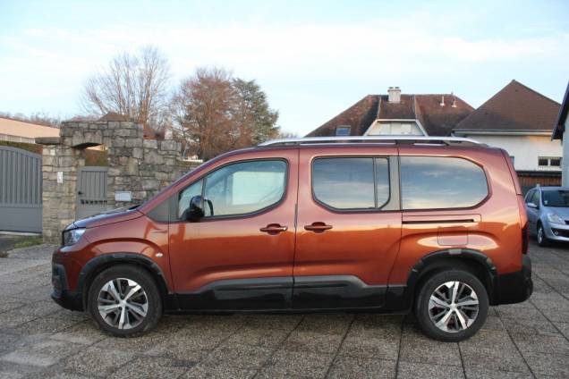 PEUGEOT RIFTER LONG GT LINE 1.5 BLUEHDI 130 EAT8 / 7 PLACES / ATTACHE REMORQUE 6 PEUGEOT RIFTER LONG GT LINE 1.5 BLUEHDI 130 EAT8 / 7 PLACES / ATTACHE REMORQUE 6