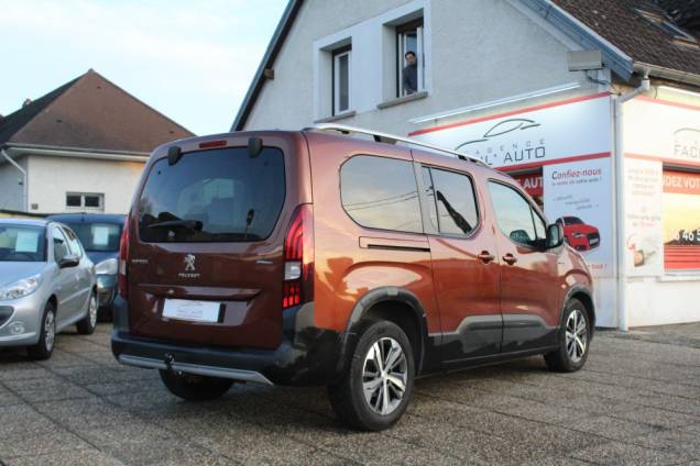 PEUGEOT RIFTER LONG GT LINE 1.5 BLUEHDI 130 EAT8 / 7 PLACES / ATTACHE REMORQUE 8 PEUGEOT RIFTER LONG GT LINE 1.5 BLUEHDI 130 EAT8 / 7 PLACES / ATTACHE REMORQUE 8