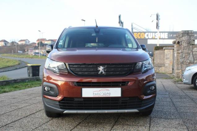 PEUGEOT RIFTER LONG GT LINE 1.5 BLUEHDI 130 EAT8 / 7 PLACES / ATTACHE REMORQUE 3 PEUGEOT RIFTER LONG GT LINE 1.5 BLUEHDI 130 EAT8 / 7 PLACES / ATTACHE REMORQUE 3
