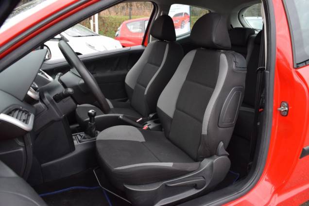 PEUGEOT 207 1.4 75 CV URBAN MOVE / 1ère MAIN 11