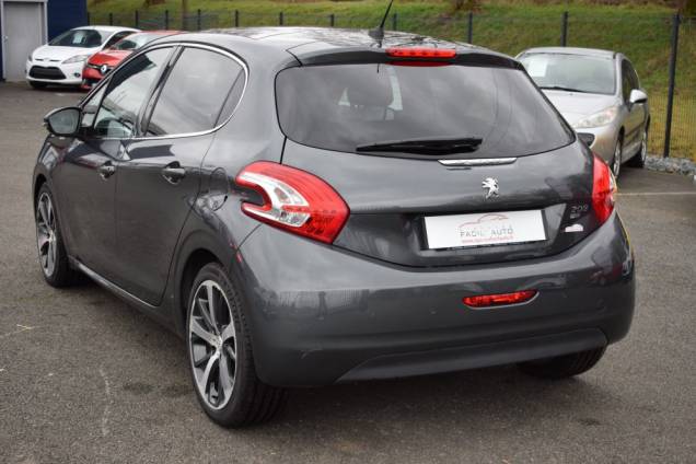 PEUGEOT 208 1.6 HDI 92 CV INTUITIVE / 5 PORTES / 78900 KMS 3