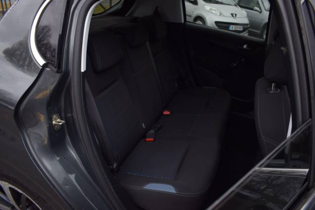 PEUGEOT 208 1.6 HDI 92 CV INTUITIVE / 5 PORTES / 78900 KMS 14