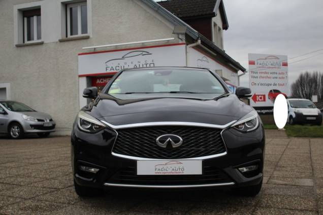 INFINITI Q30 BUSINESS 1.5D 109 CV 7G-DCT  2