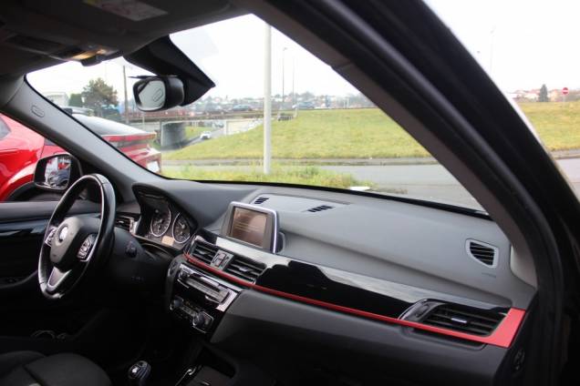 BMW X1 SPORT 2.0D 150 CV BVM6 / SUIVI BMW COMPLET 11 BMW X1 SPORT 2.0D 150 CV BVM6 / SUIVI BMW COMPLET 11