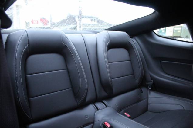 FORD MUSTANG GT 5.0I V8 421 CV BVM6  10