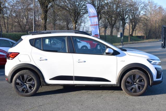 DACIA SANDERO STEPWAY EXPRESSION 1.0 TCE 90 BV6 / 1ERE MAIN 8