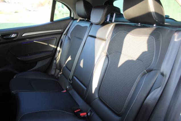 RENAULT MEGANE BOSE 1.5 DCI 110 CV EDC 13 RENAULT MEGANE BOSE 1.5 DCI 110 CV EDC 13