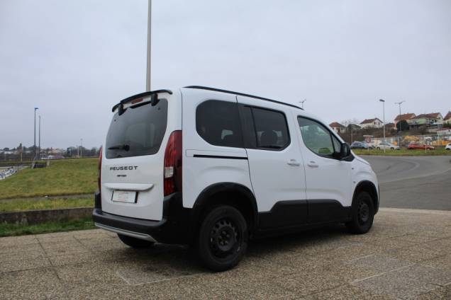 PEUGEOT RIFTER GT 1.5 BLUEHDI 130 CV EAT8 / 1ER MAIN 7