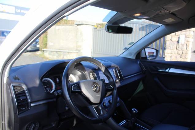 SKODA KAROQ BUSINESS 1.6 TDI 116 CV BVM6 / ORIGINE FRANCE 5