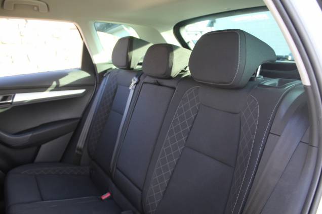 SKODA KAROQ BUSINESS 1.6 TDI 116 CV BVM6 / ORIGINE FRANCE 11