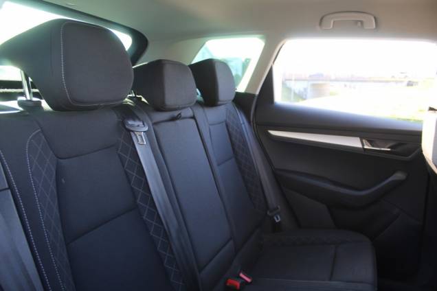 SKODA KAROQ BUSINESS 1.6 TDI 116 CV BVM6 / ORIGINE FRANCE 10