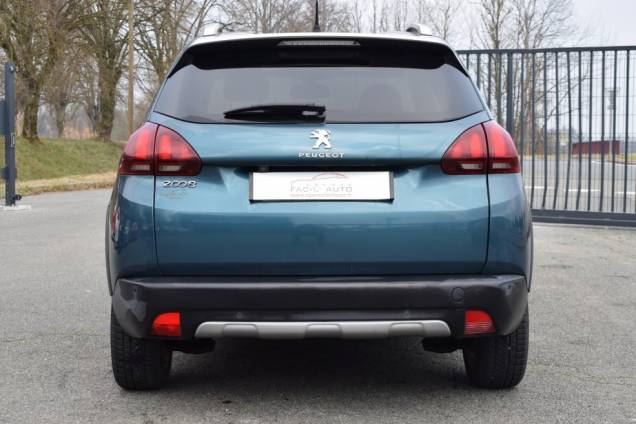 PEUGEOT 2008 CROSSWAY 1.6 HDI 100 CV / TOIT PANORAMIQUE / GRIP CONTROL 6 PEUGEOT 2008 CROSSWAY 1.6 HDI 100 CV / TOIT PANORAMIQUE / GRIP CONTROL 6