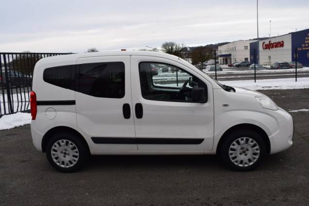 FIAT QUBO 5 PLACES 1.4 75 CV / 62500 KMS 9 FIAT QUBO 5 PLACES 1.4 75 CV / 62500 KMS 9