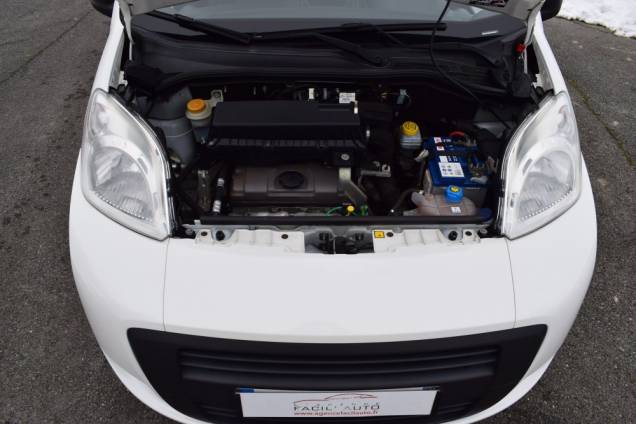 FIAT QUBO 5 PLACES 1.4 75 CV / 62500 KMS 18 FIAT QUBO 5 PLACES 1.4 75 CV / 62500 KMS 18