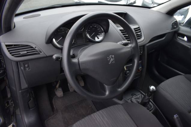 PEUGEOT 207 SW 1.4 75 CV / 64800 KMS 14 PEUGEOT 207 SW 1.4 75 CV / 64800 KMS 14