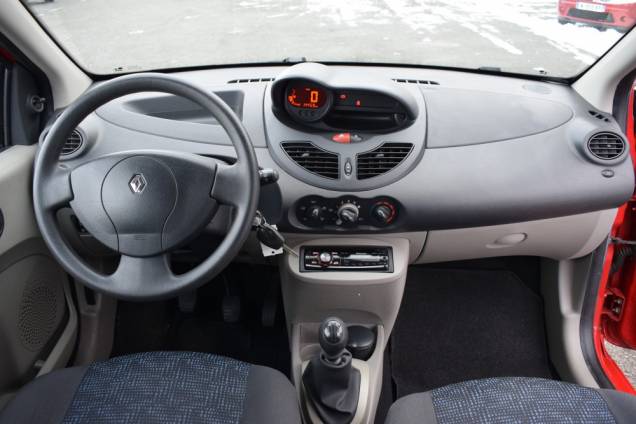 RENAULT TWINGO 1.2 60 CV / 1ère MAIN  15