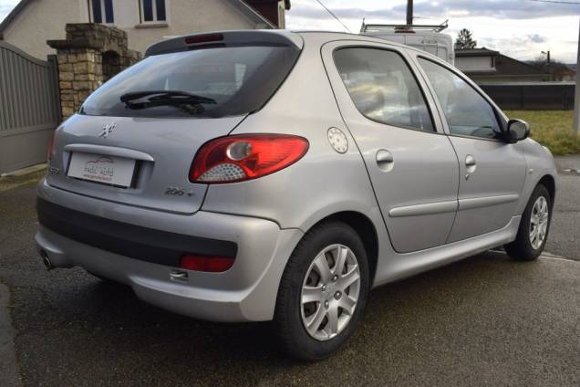 PEUGEOT 206 + 1.4 75 CV BVM  3