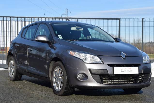 RENAULT MEGANE 1.4 TCE 130 CV BV6 / 1ere MAIN / 26000 KM 2
