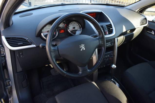 PEUGEOT 207 1.6 120 CV / BOITE AUTOMATIQUE / 5 PORTES / 1ère MAIN / 38900 KMS 15