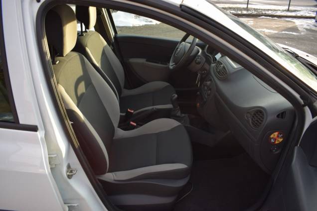 RENAULT CLIO 1.2 75 CV / 5 PORTES / 75900 KMS 12