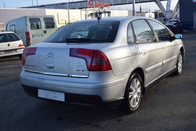 CITROËN C5 EXCLUSIVE 2.0 HDI 138 CV 4