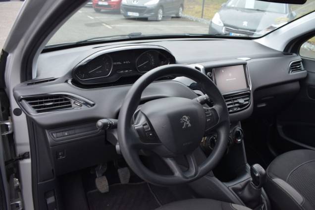 PEUGEOT 208 1.6 HDI ACTIVE / 5 PORTES / 89900 KMS 14