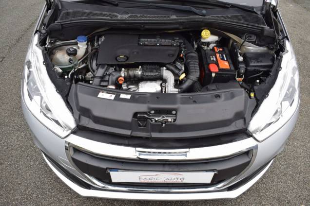 PEUGEOT 208 1.6 HDI ACTIVE / 5 PORTES / 89900 KMS 17